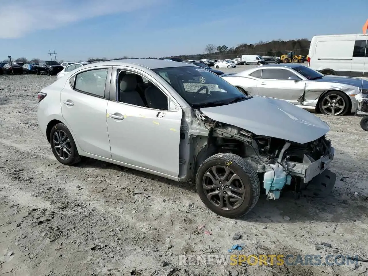 4 Photograph of a damaged car 3MYDLBYV2KY505925 TOYOTA YARIS 2019
