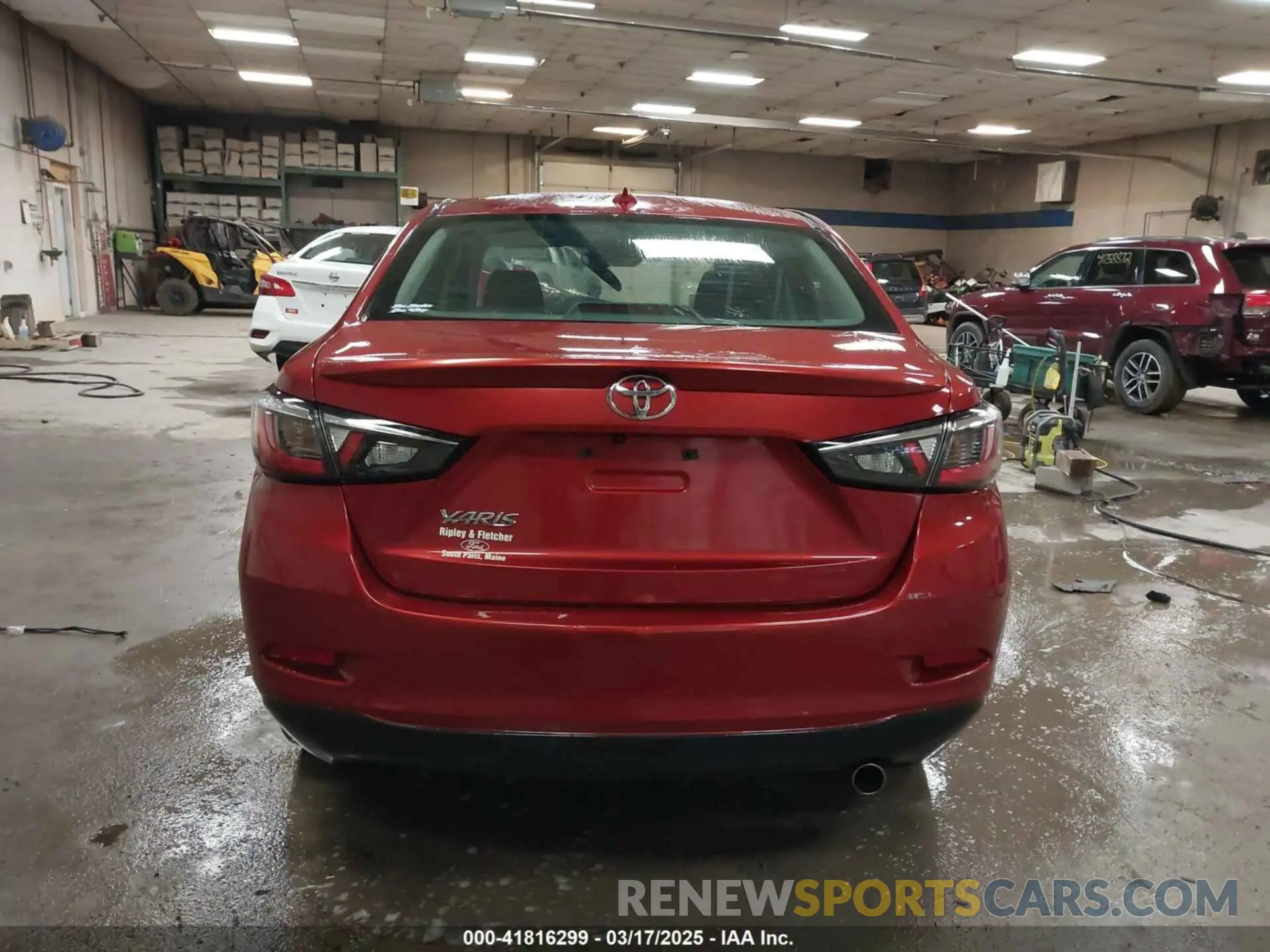 17 Photograph of a damaged car 3MYDLBYV2KY509893 TOYOTA YARIS 2019