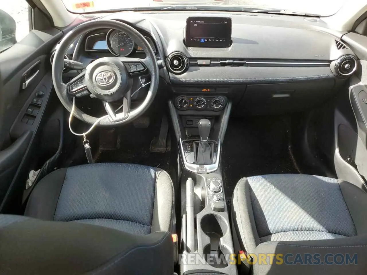 8 Фотография поврежденного автомобиля 3MYDLBYV2KY519663 TOYOTA YARIS 2019