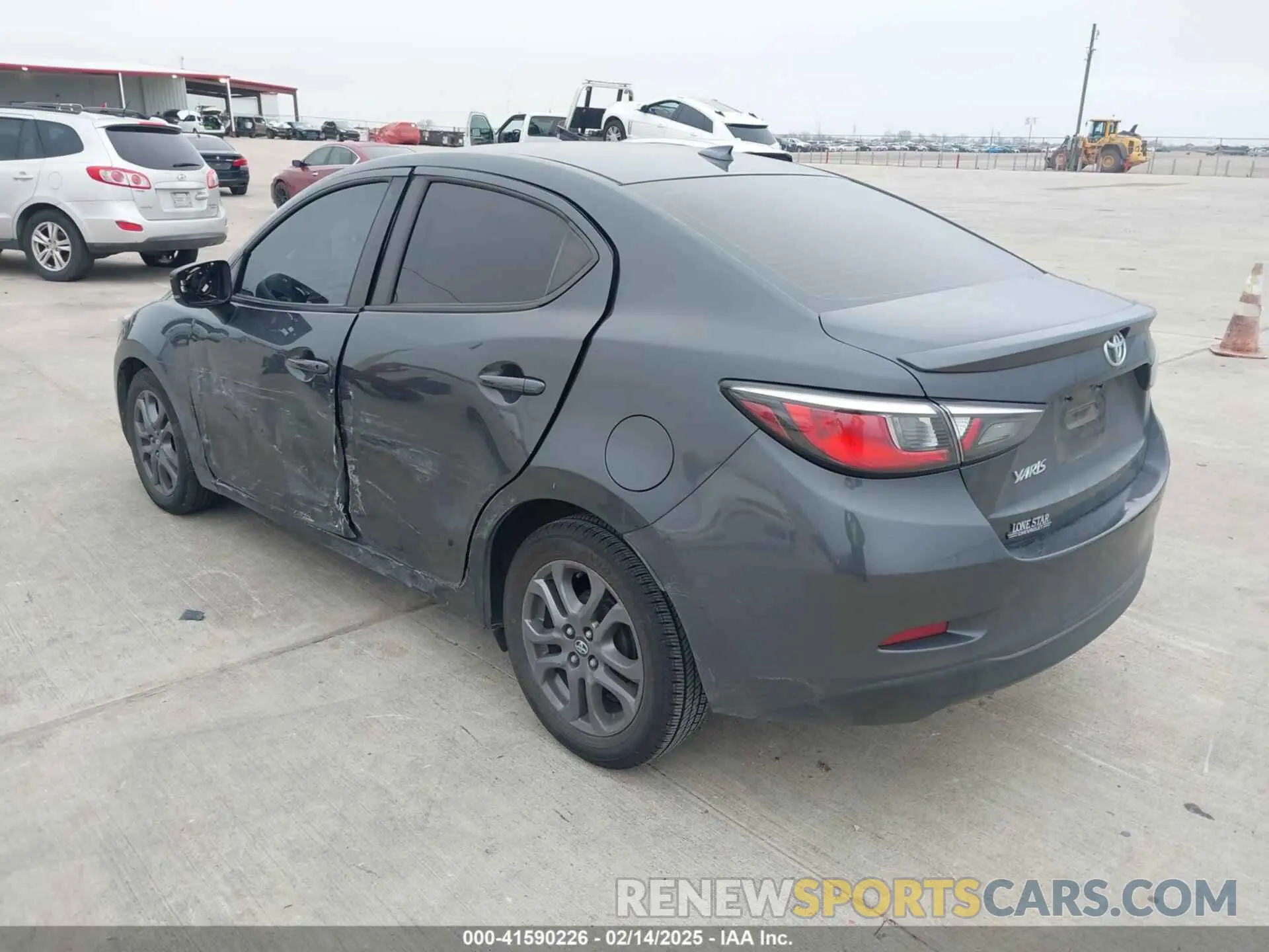 3 Фотография поврежденного автомобиля 3MYDLBYV2KY520151 TOYOTA YARIS 2019