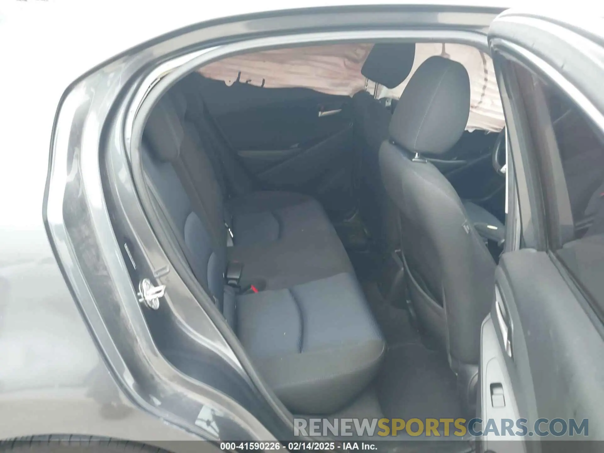 8 Фотография поврежденного автомобиля 3MYDLBYV2KY520151 TOYOTA YARIS 2019