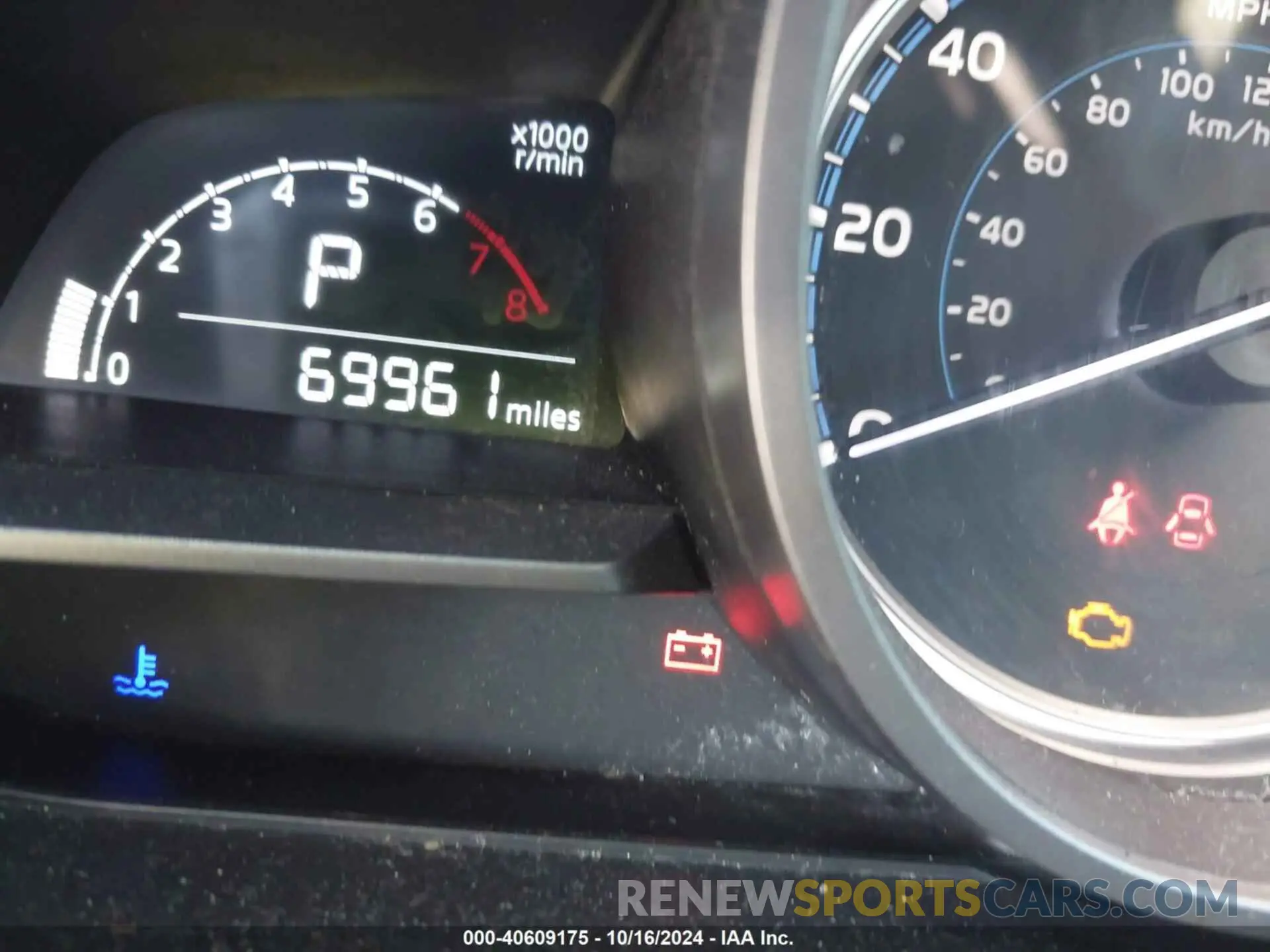 16 Фотография поврежденного автомобиля 3MYDLBYV3KY500300 TOYOTA YARIS 2019