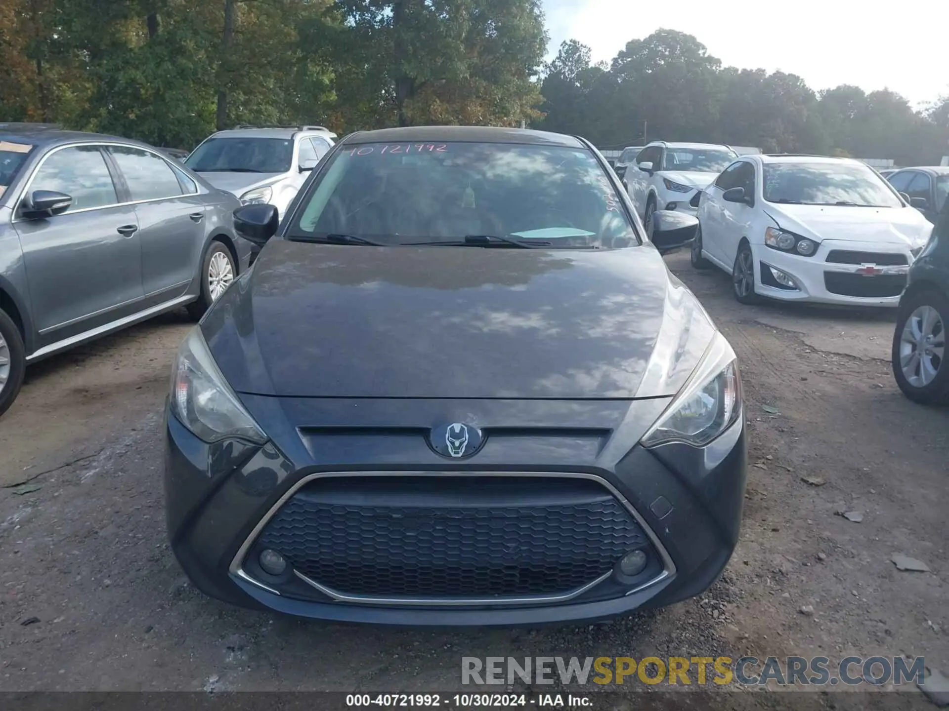 12 Photograph of a damaged car 3MYDLBYV3KY502113 TOYOTA YARIS 2019
