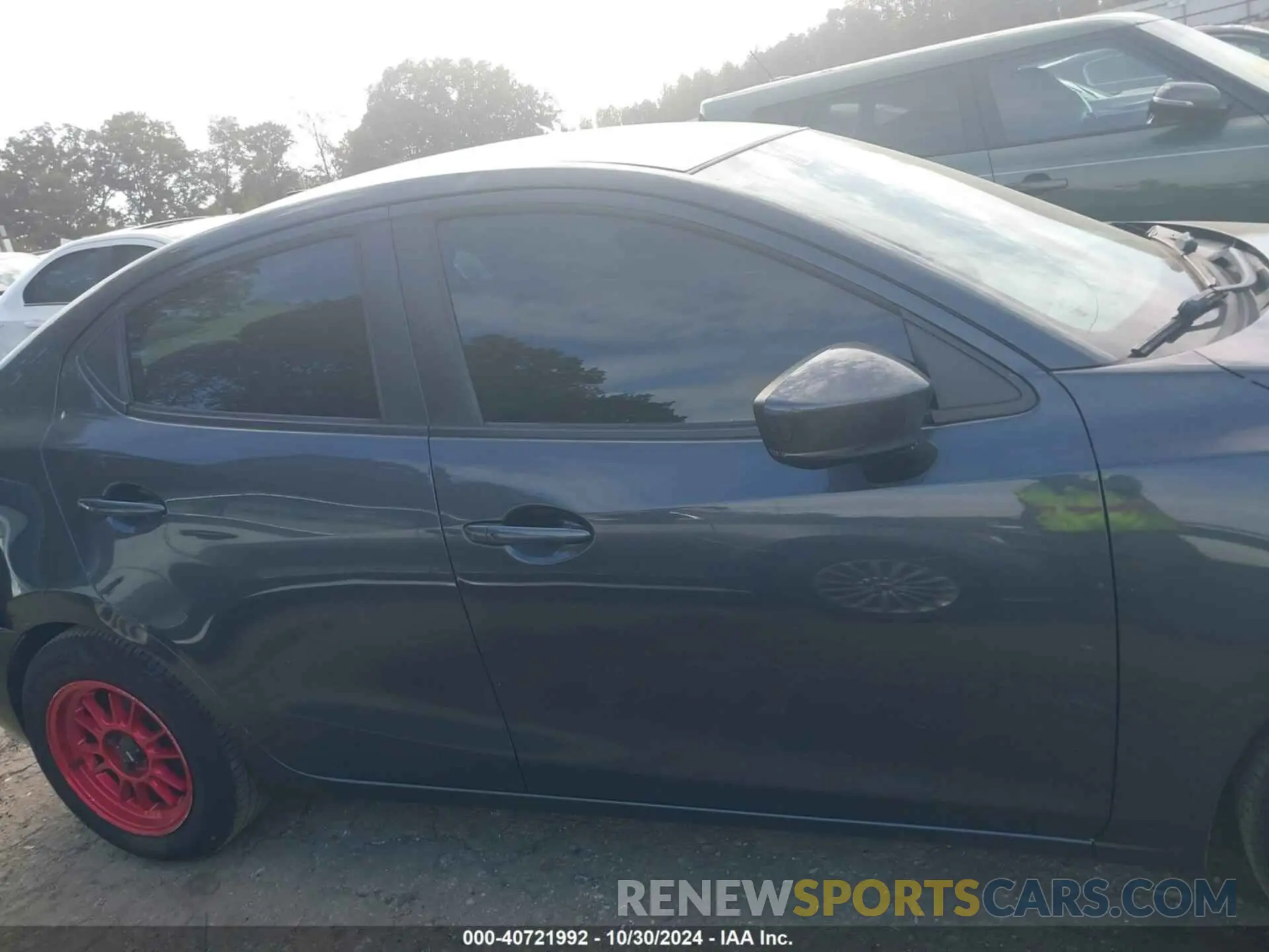 13 Photograph of a damaged car 3MYDLBYV3KY502113 TOYOTA YARIS 2019
