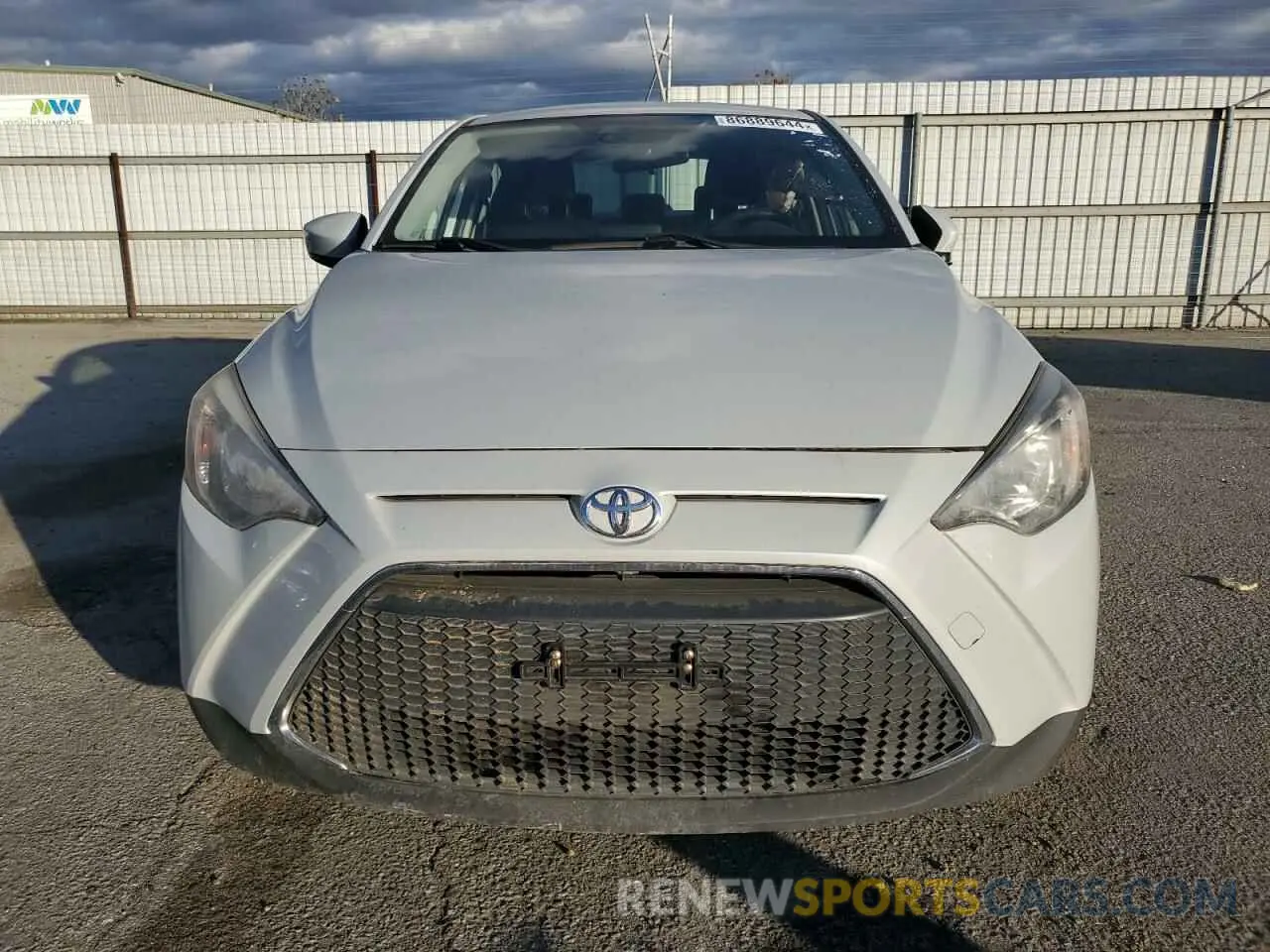 5 Photograph of a damaged car 3MYDLBYV3KY505206 TOYOTA YARIS 2019