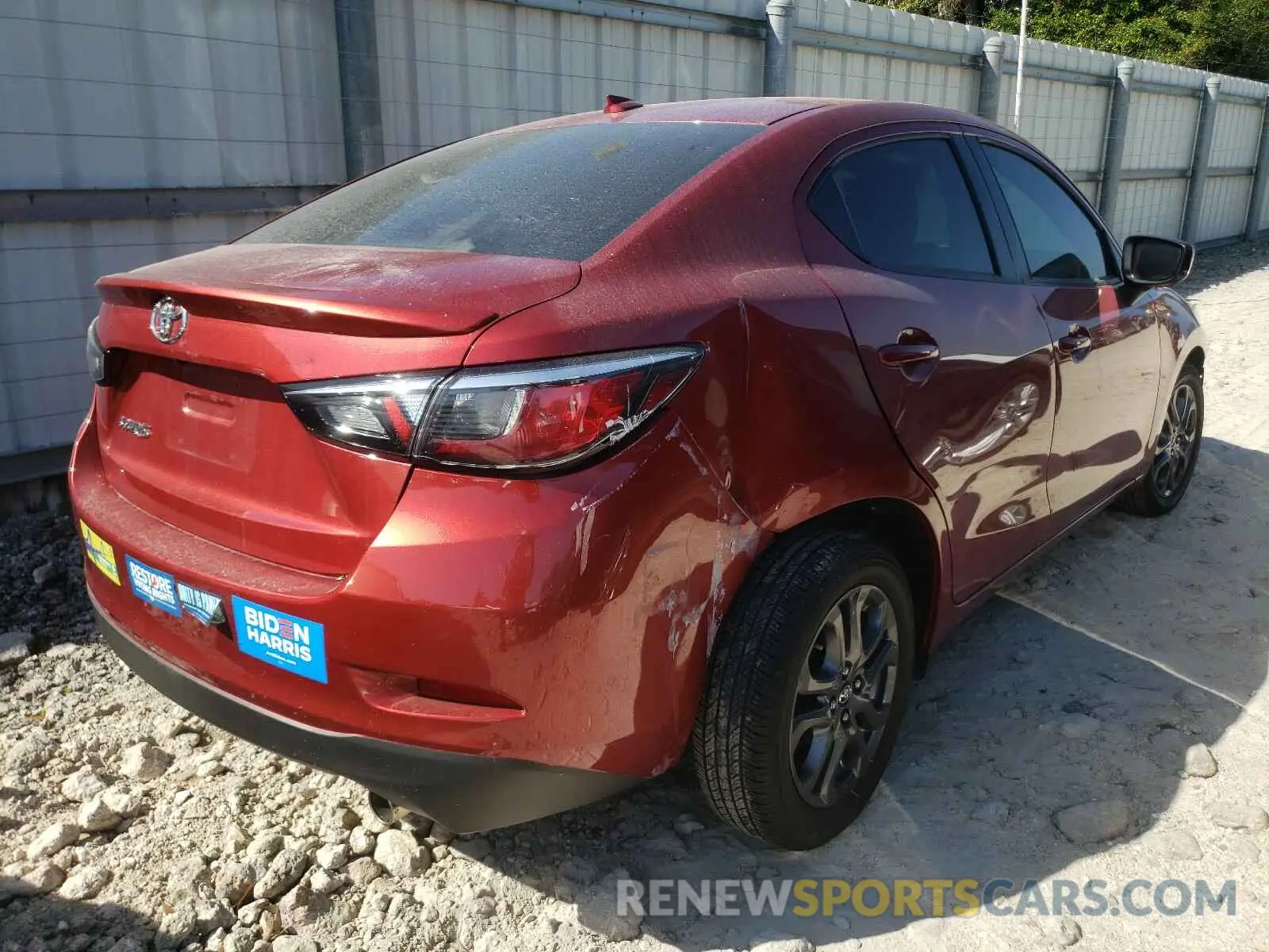 4 Photograph of a damaged car 3MYDLBYV3KY520689 TOYOTA YARIS 2019