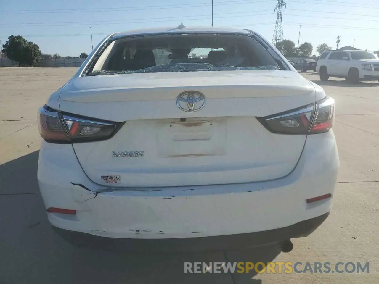 6 Photograph of a damaged car 3MYDLBYV3KY522720 TOYOTA YARIS 2019
