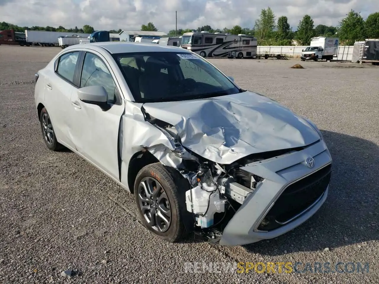 9 Фотография поврежденного автомобиля 3MYDLBYV4KY502962 TOYOTA YARIS 2019