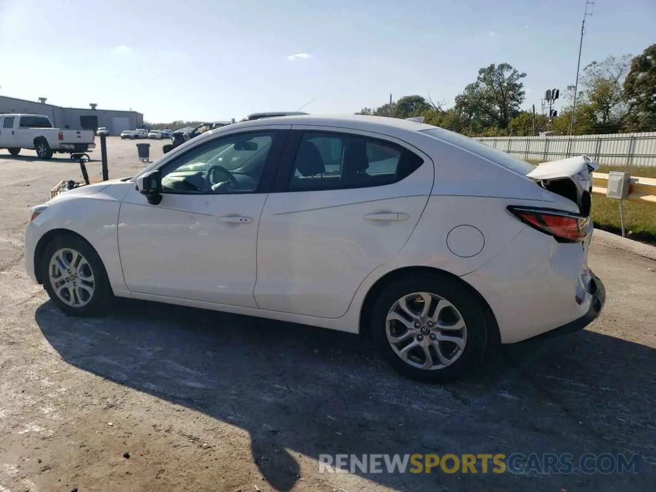 2 Photograph of a damaged car 3MYDLBYV4KY509703 TOYOTA YARIS 2019