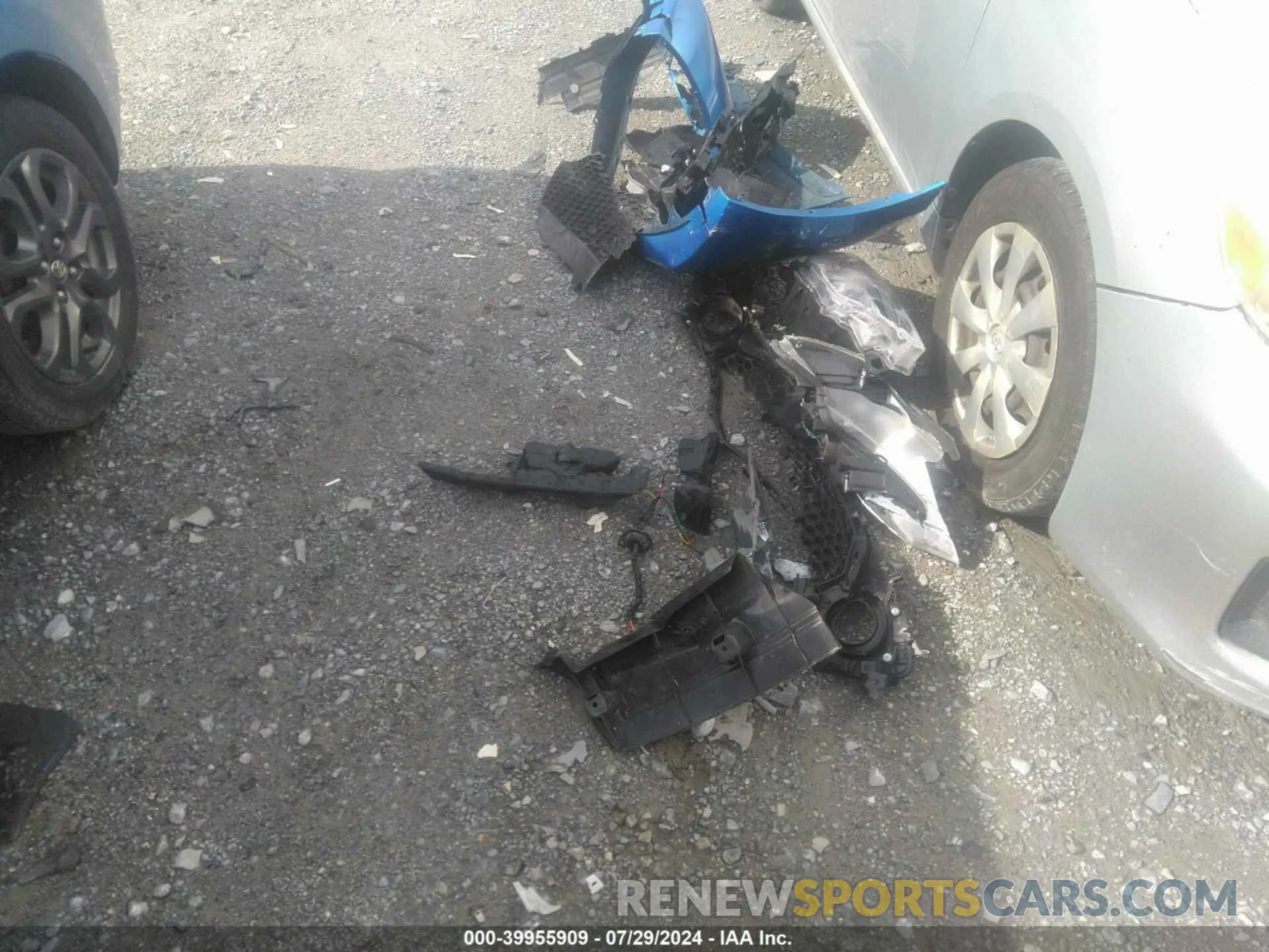 12 Фотография поврежденного автомобиля 3MYDLBYV4KY511631 TOYOTA YARIS 2019