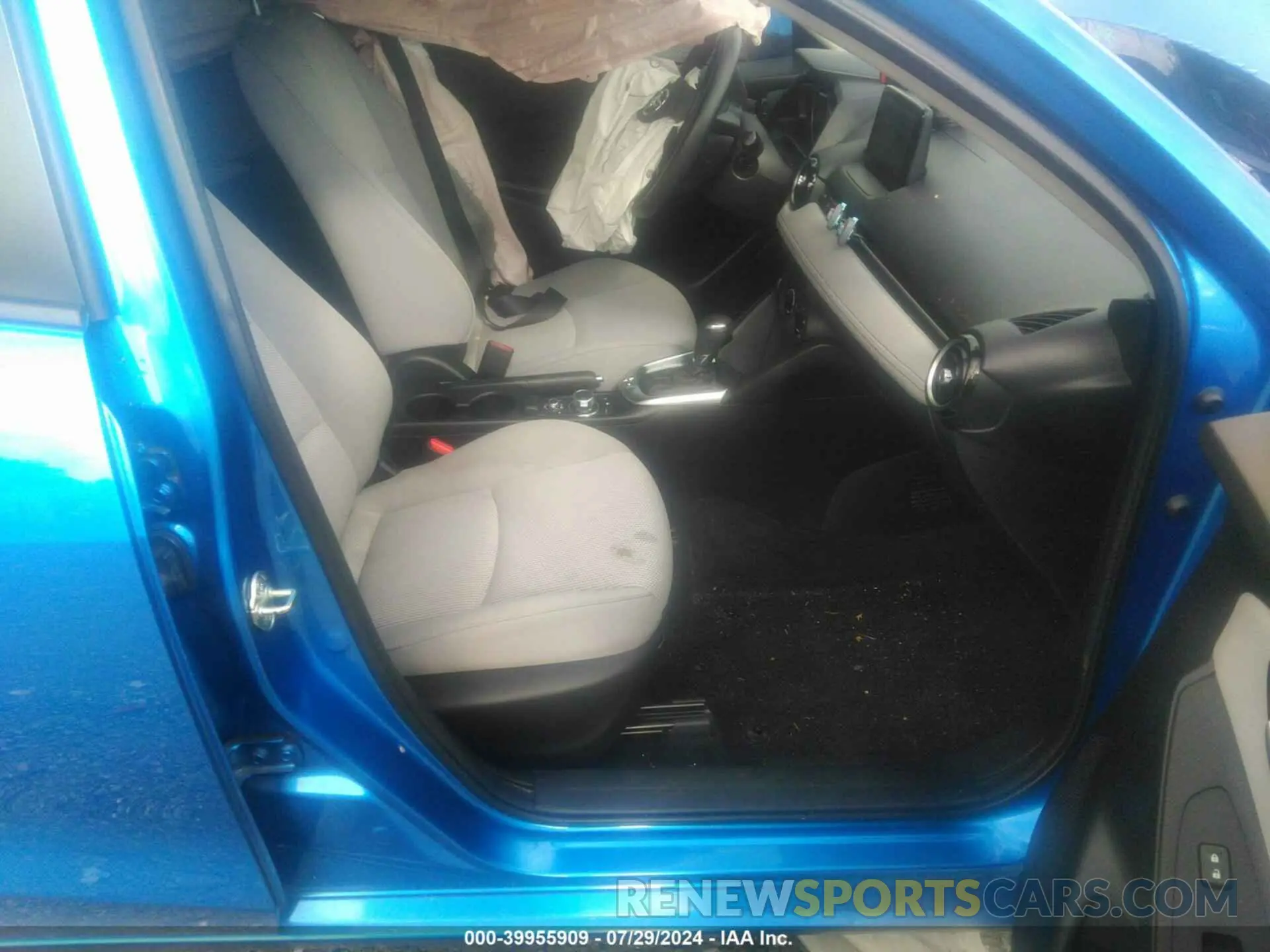 5 Фотография поврежденного автомобиля 3MYDLBYV4KY511631 TOYOTA YARIS 2019