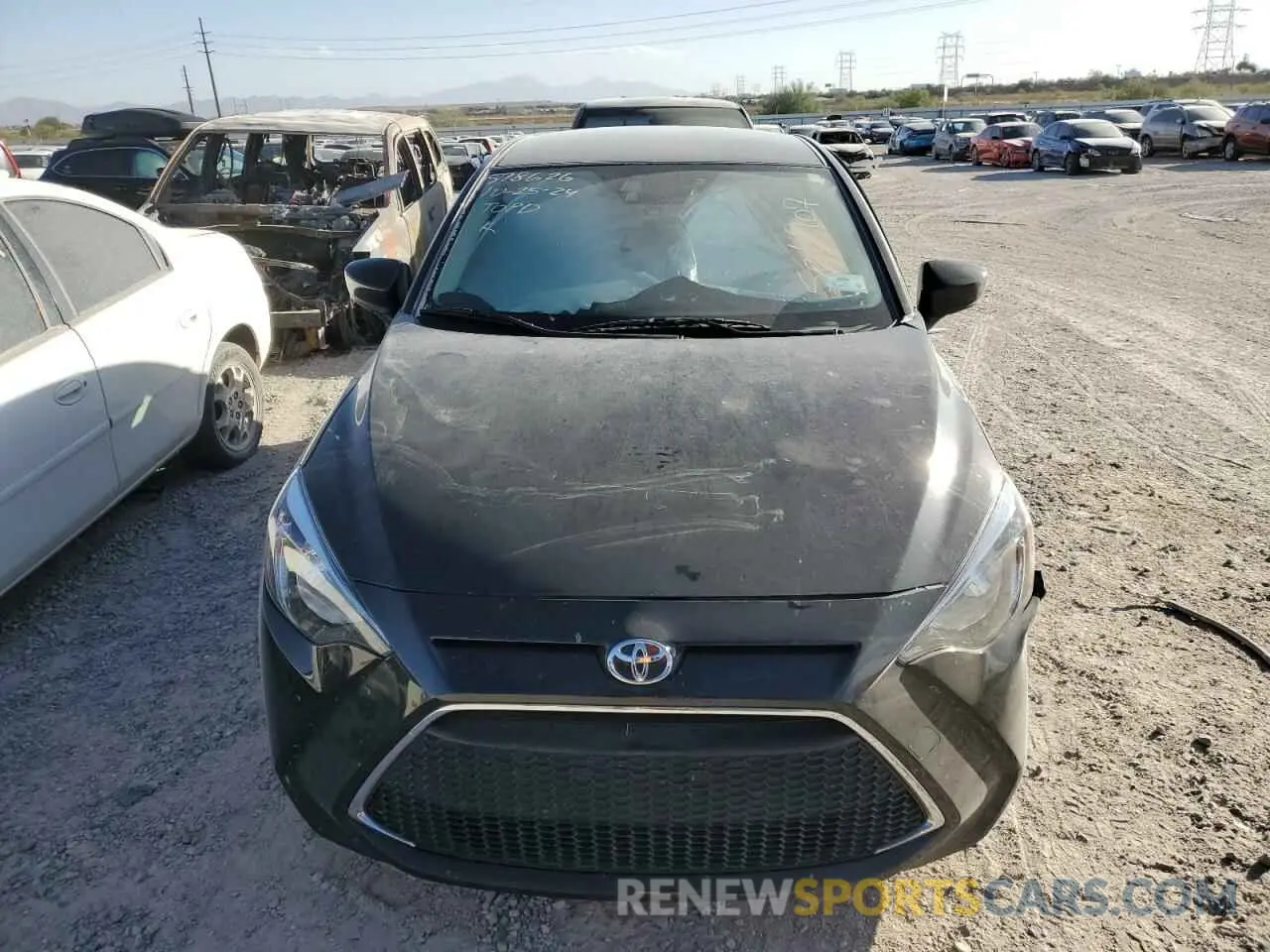 5 Photograph of a damaged car 3MYDLBYV5KY506907 TOYOTA YARIS 2019