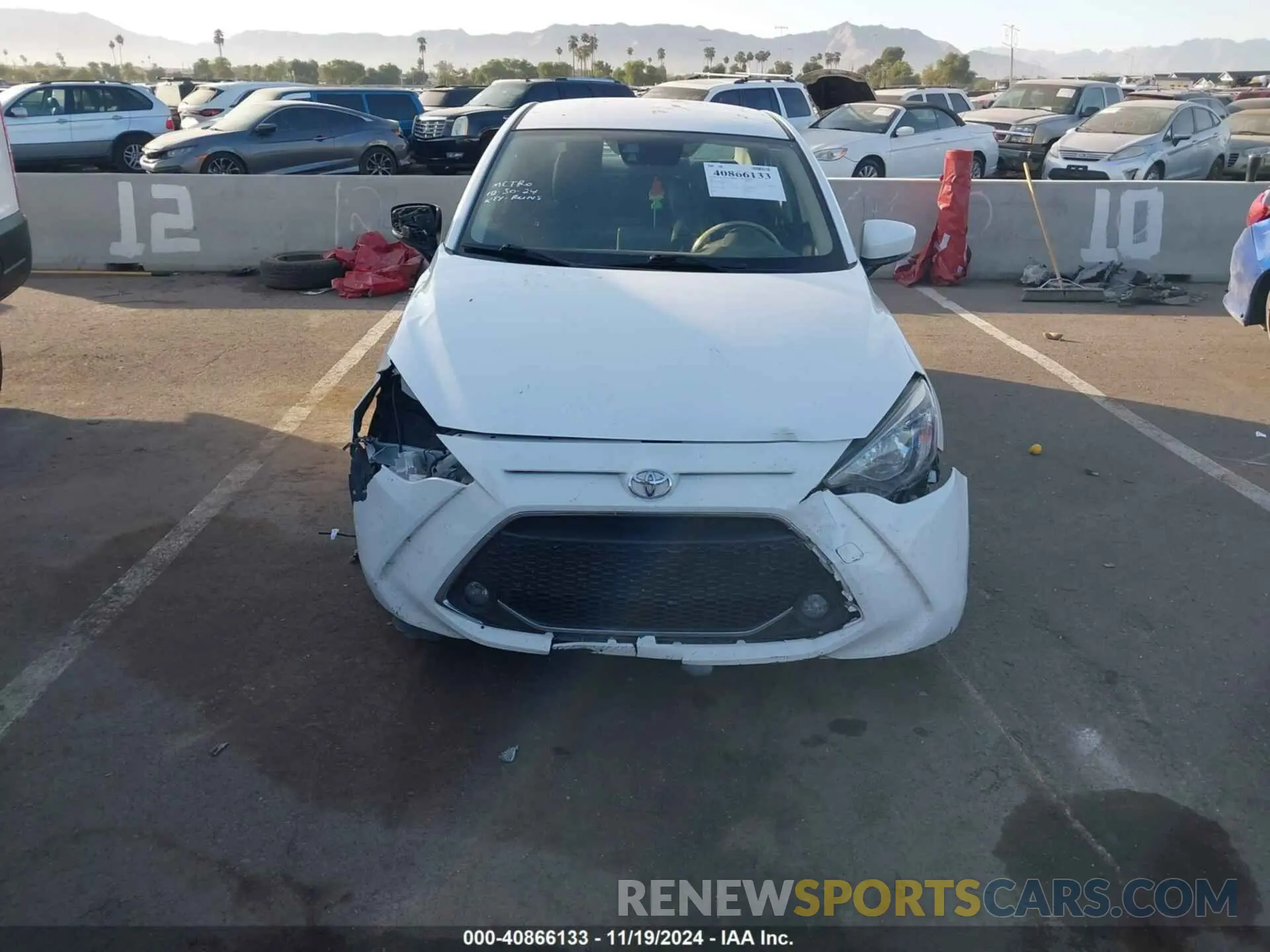 12 Фотография поврежденного автомобиля 3MYDLBYV5KY514294 TOYOTA YARIS 2019