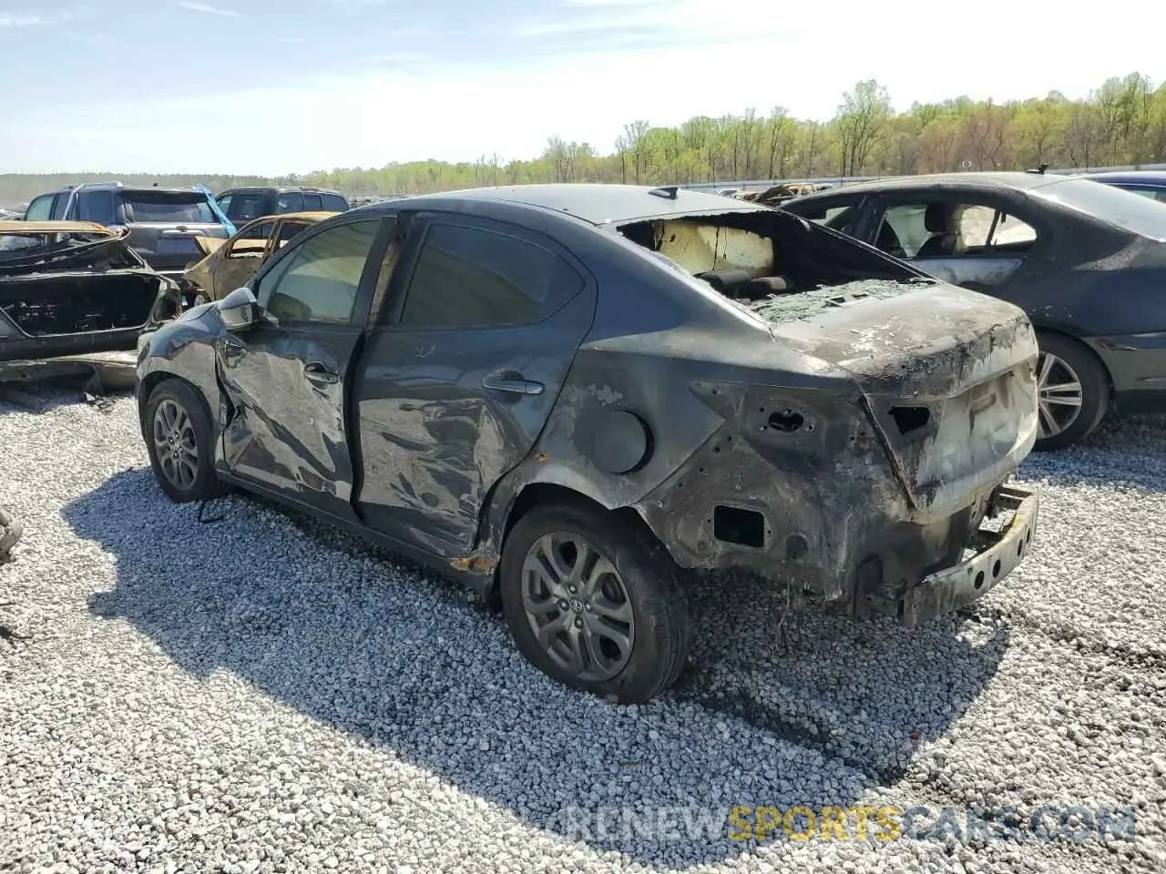 2 Photograph of a damaged car 3MYDLBYV5KY518085 TOYOTA YARIS 2019