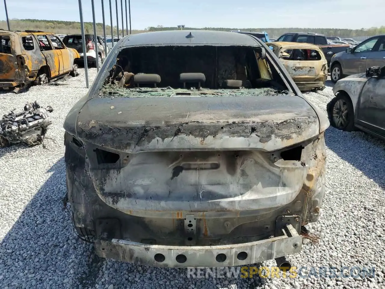 6 Photograph of a damaged car 3MYDLBYV5KY518085 TOYOTA YARIS 2019