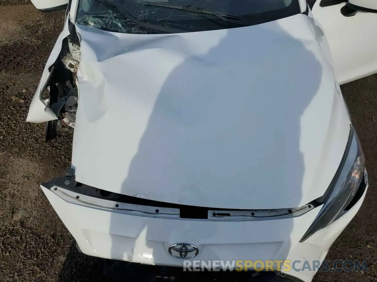 13 Photograph of a damaged car 3MYDLBYV5KY518247 TOYOTA YARIS 2019