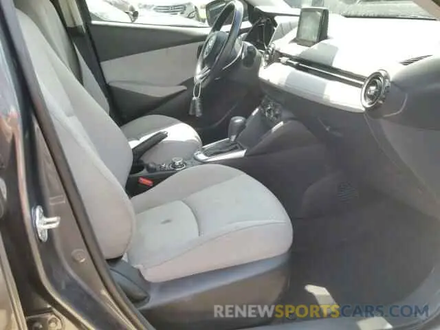 5 Photograph of a damaged car 3MYDLBYV6KY511730 TOYOTA YARIS 2019