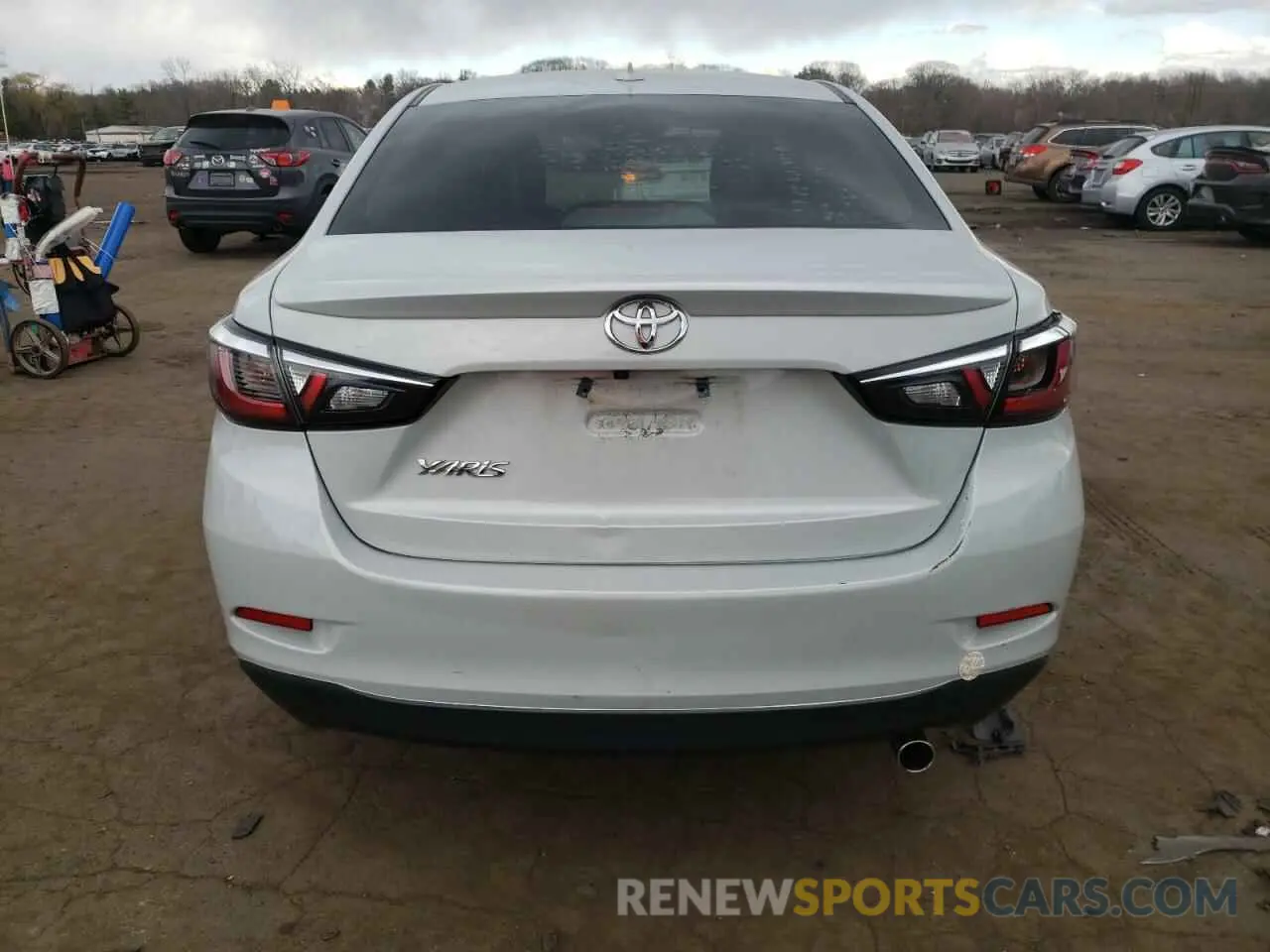 6 Фотография поврежденного автомобиля 3MYDLBYV6KY516488 TOYOTA YARIS 2019