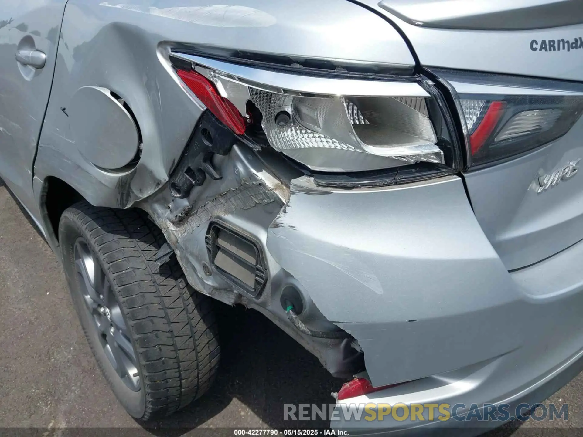 19 Фотография поврежденного автомобиля 3MYDLBYV6KY516605 TOYOTA YARIS 2019