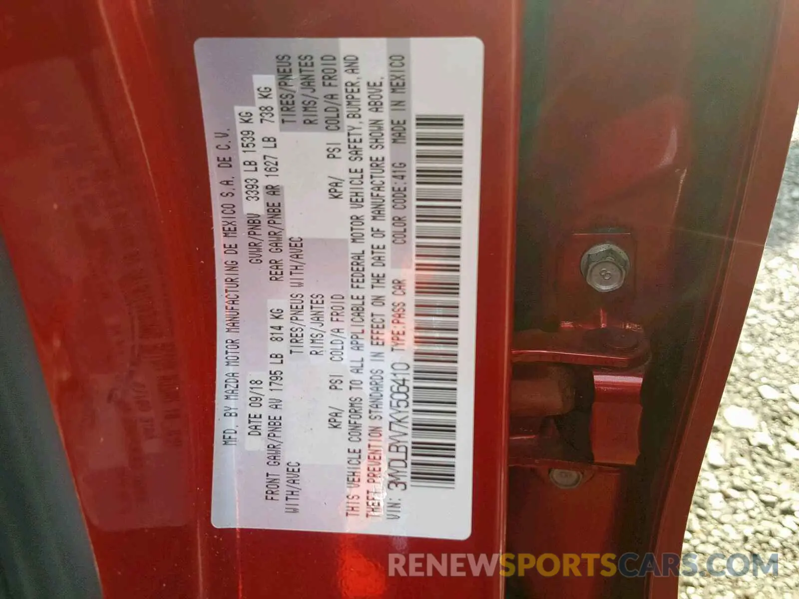 10 Photograph of a damaged car 3MYDLBYV7KY506410 TOYOTA YARIS 2019