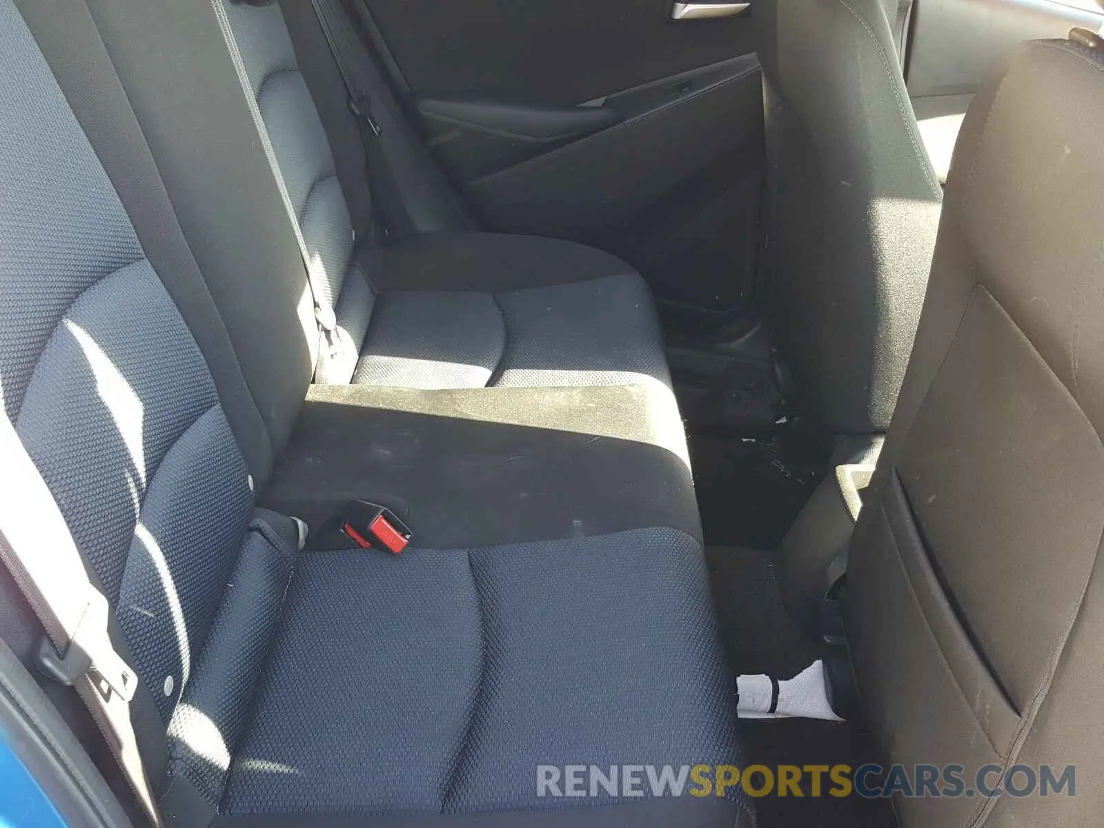 6 Photograph of a damaged car 3MYDLBYV7KY508271 TOYOTA YARIS 2019
