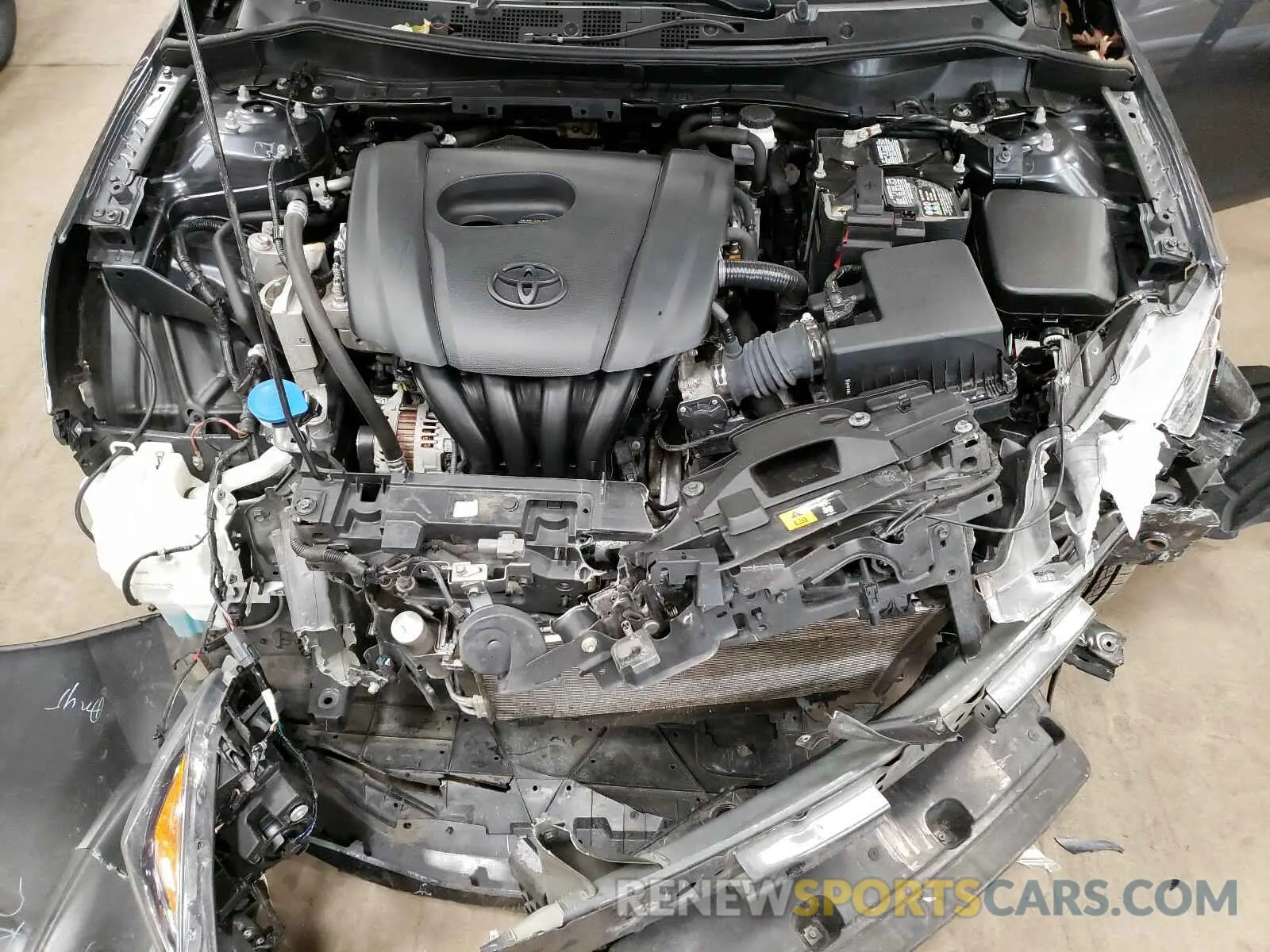 7 Photograph of a damaged car 3MYDLBYV7KY509744 TOYOTA YARIS 2019