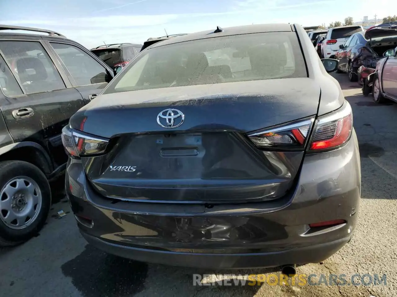 6 Фотография поврежденного автомобиля 3MYDLBYV7KY514068 TOYOTA YARIS 2019