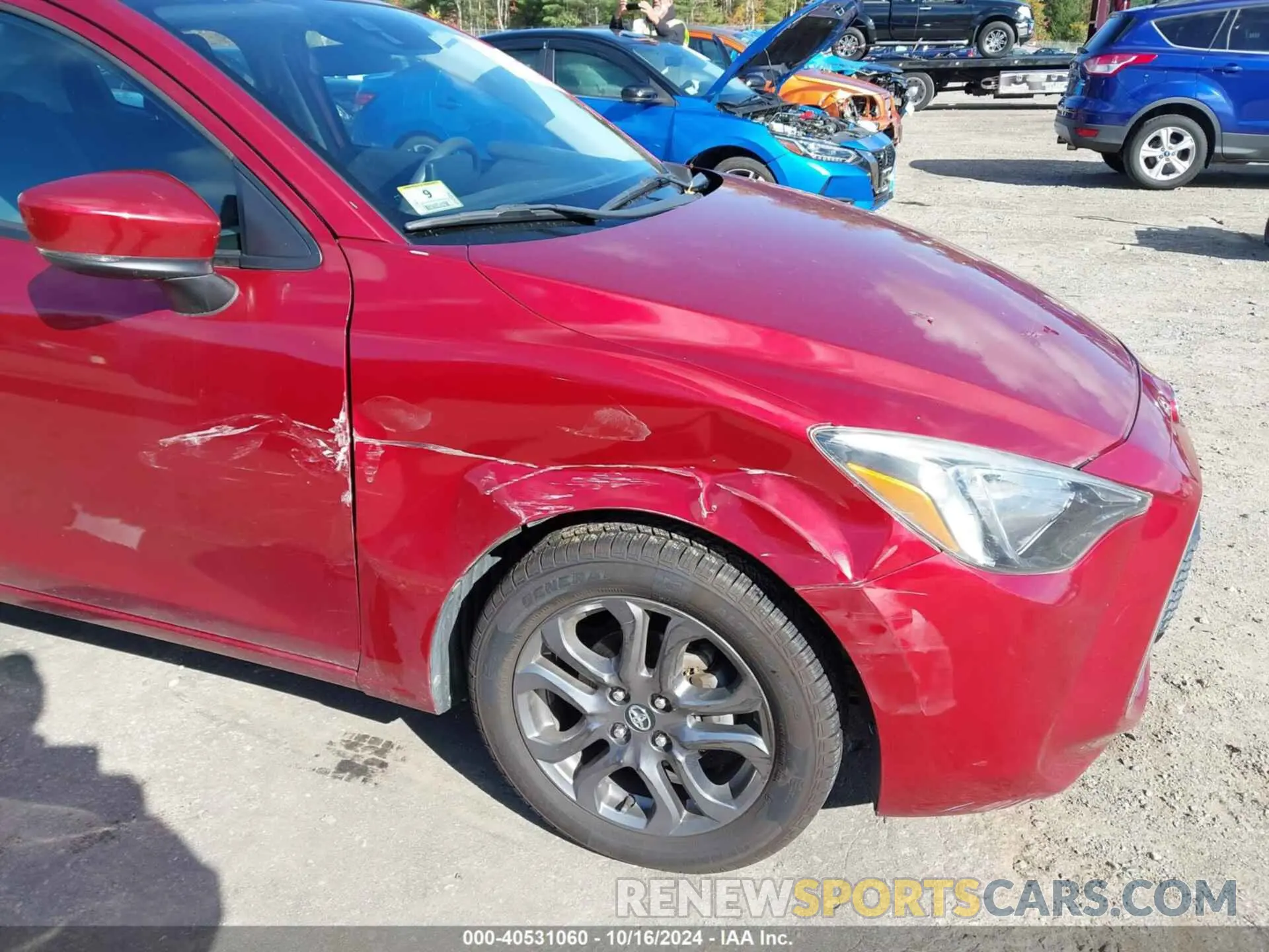 12 Photograph of a damaged car 3MYDLBYV7KY514913 TOYOTA YARIS 2019