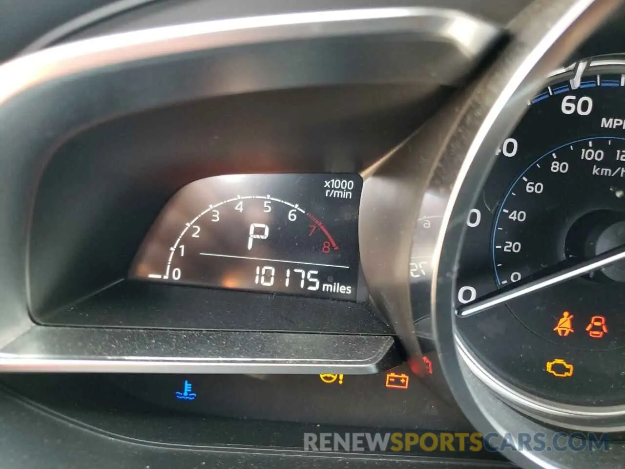 8 Photograph of a damaged car 3MYDLBYV7KY514975 TOYOTA YARIS 2019
