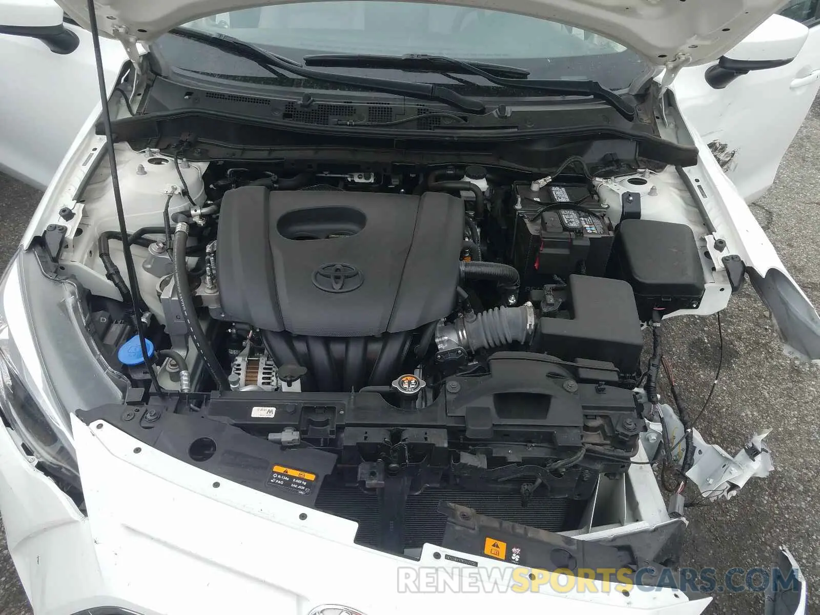 7 Photograph of a damaged car 3MYDLBYV7KY521750 TOYOTA YARIS 2019