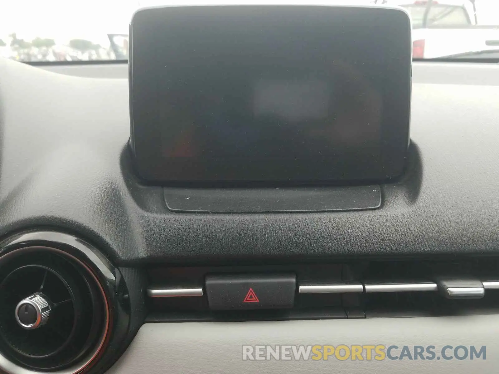 9 Photograph of a damaged car 3MYDLBYV7KY521750 TOYOTA YARIS 2019