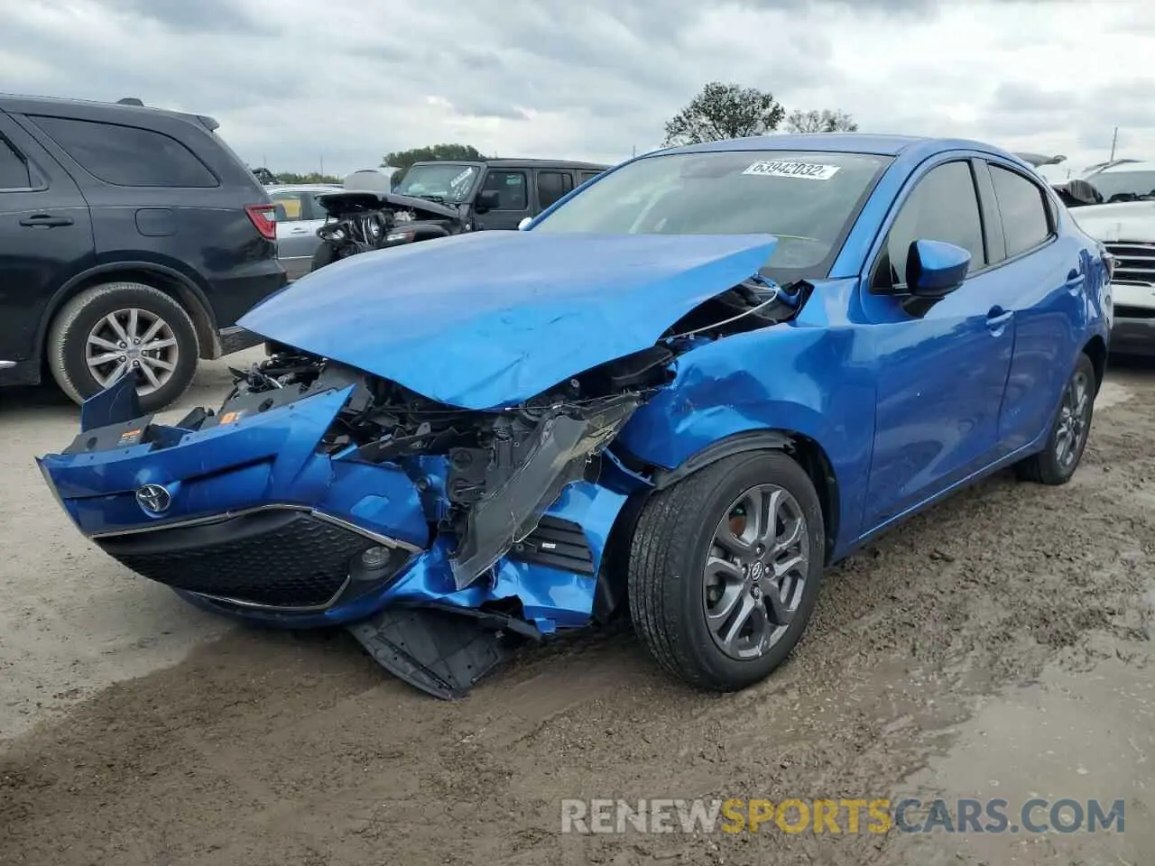 2 Фотография поврежденного автомобиля 3MYDLBYV8KY501068 TOYOTA YARIS 2019