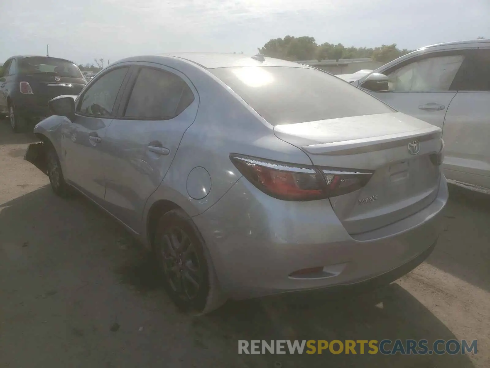 3 Photograph of a damaged car 3MYDLBYV8KY503953 TOYOTA YARIS 2019