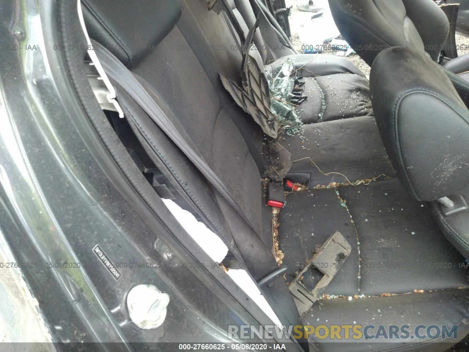 8 Photograph of a damaged car 3MYDLBYV8KY505041 TOYOTA YARIS 2019
