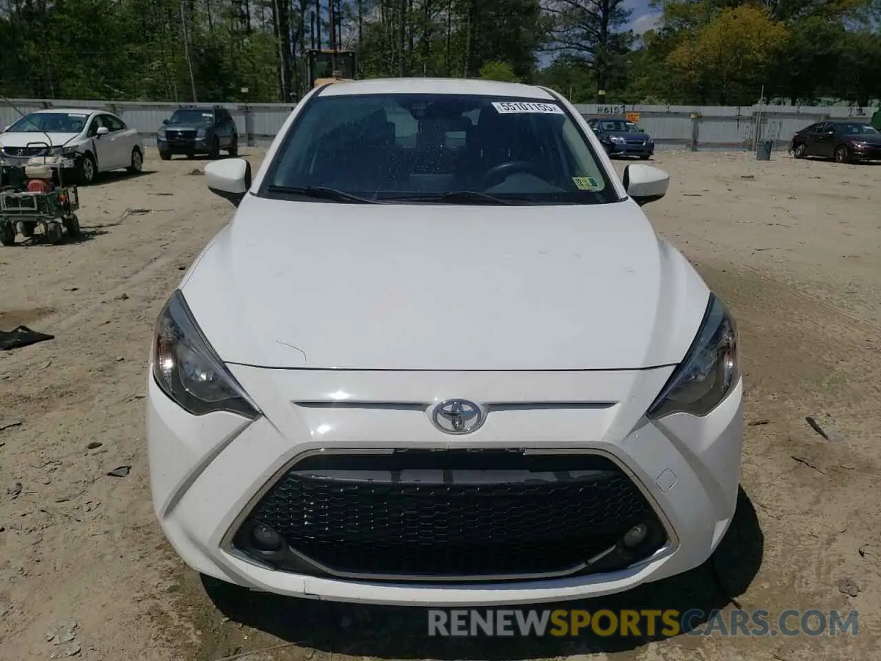 5 Photograph of a damaged car 3MYDLBYV8KY509056 TOYOTA YARIS 2019