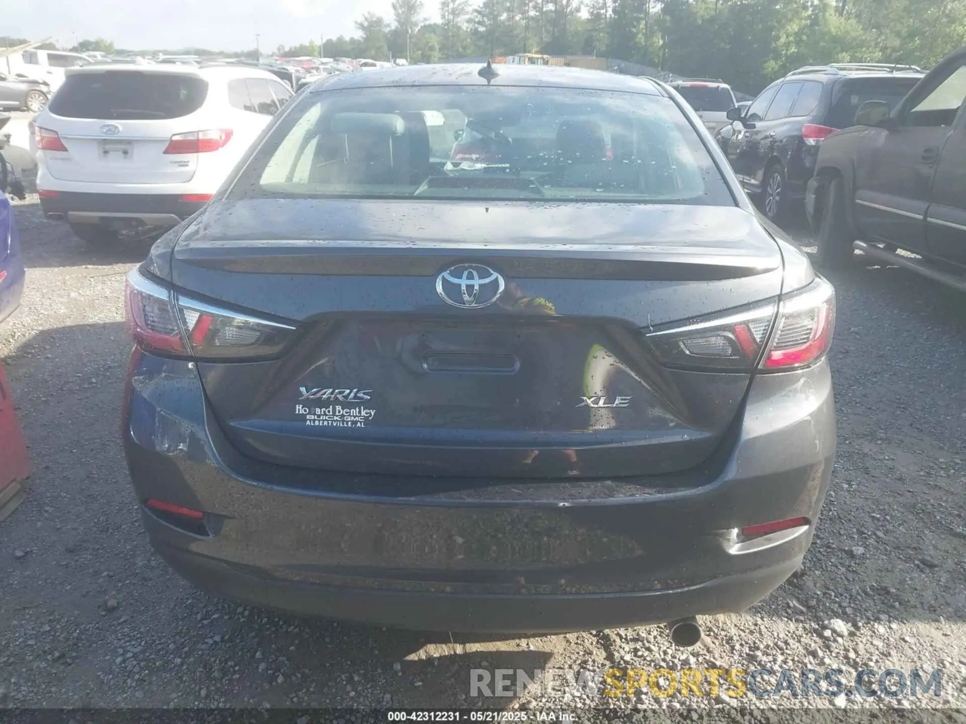 16 Фотография поврежденного автомобиля 3MYDLBYV8KY515505 TOYOTA YARIS 2019