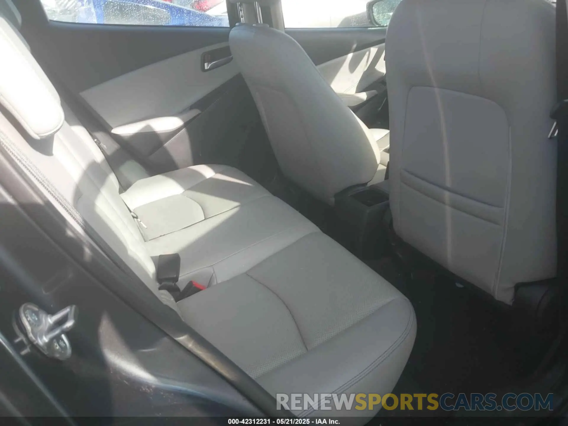 8 Фотография поврежденного автомобиля 3MYDLBYV8KY515505 TOYOTA YARIS 2019