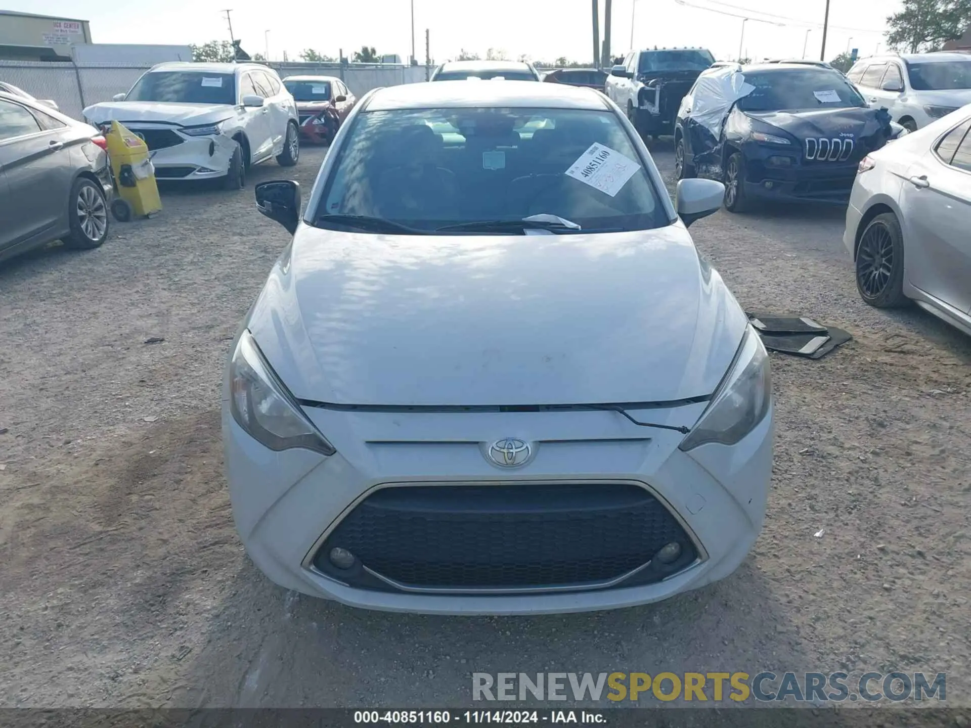 12 Фотография поврежденного автомобиля 3MYDLBYV8KY515746 TOYOTA YARIS 2019