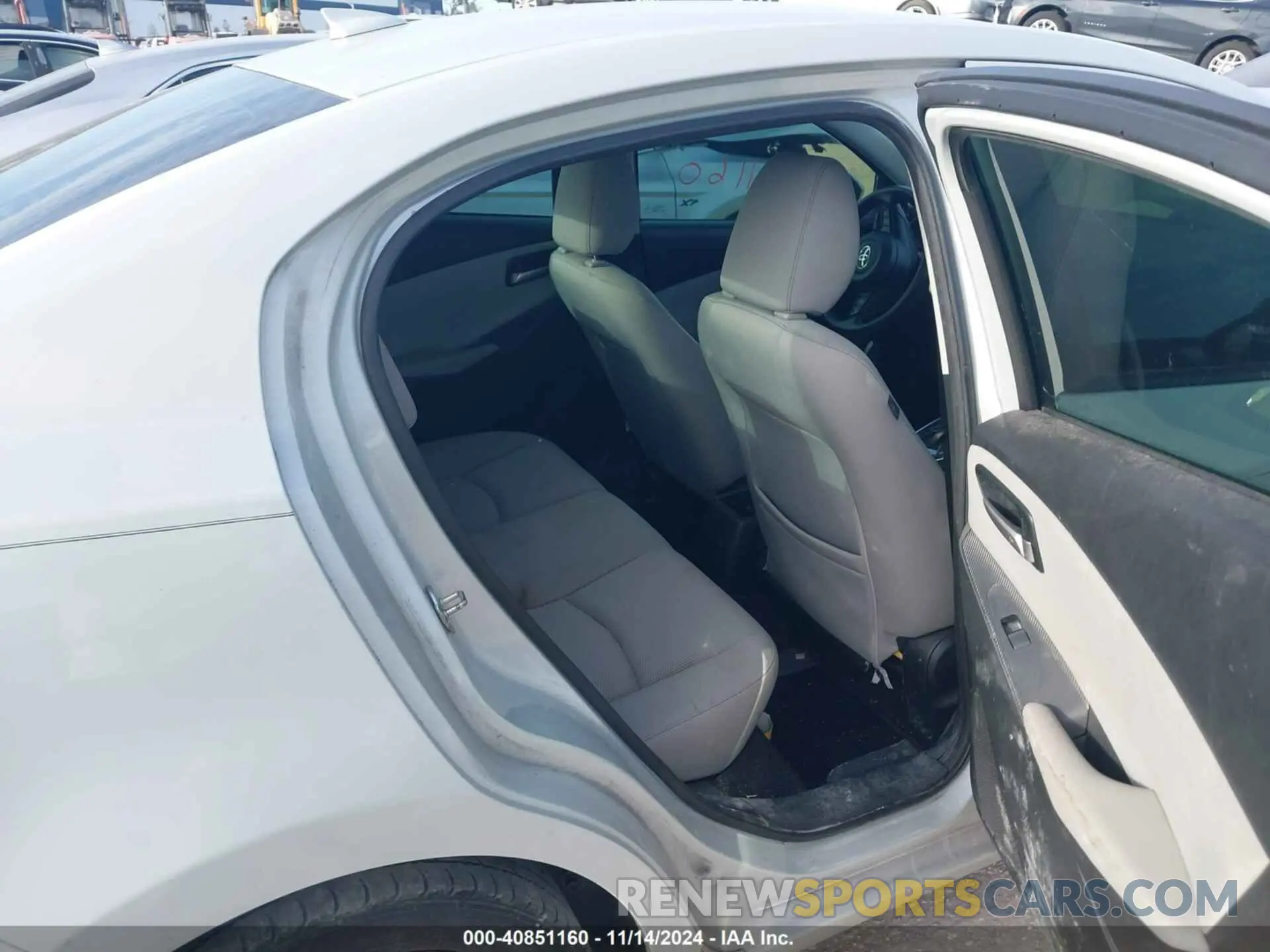 8 Фотография поврежденного автомобиля 3MYDLBYV8KY515746 TOYOTA YARIS 2019