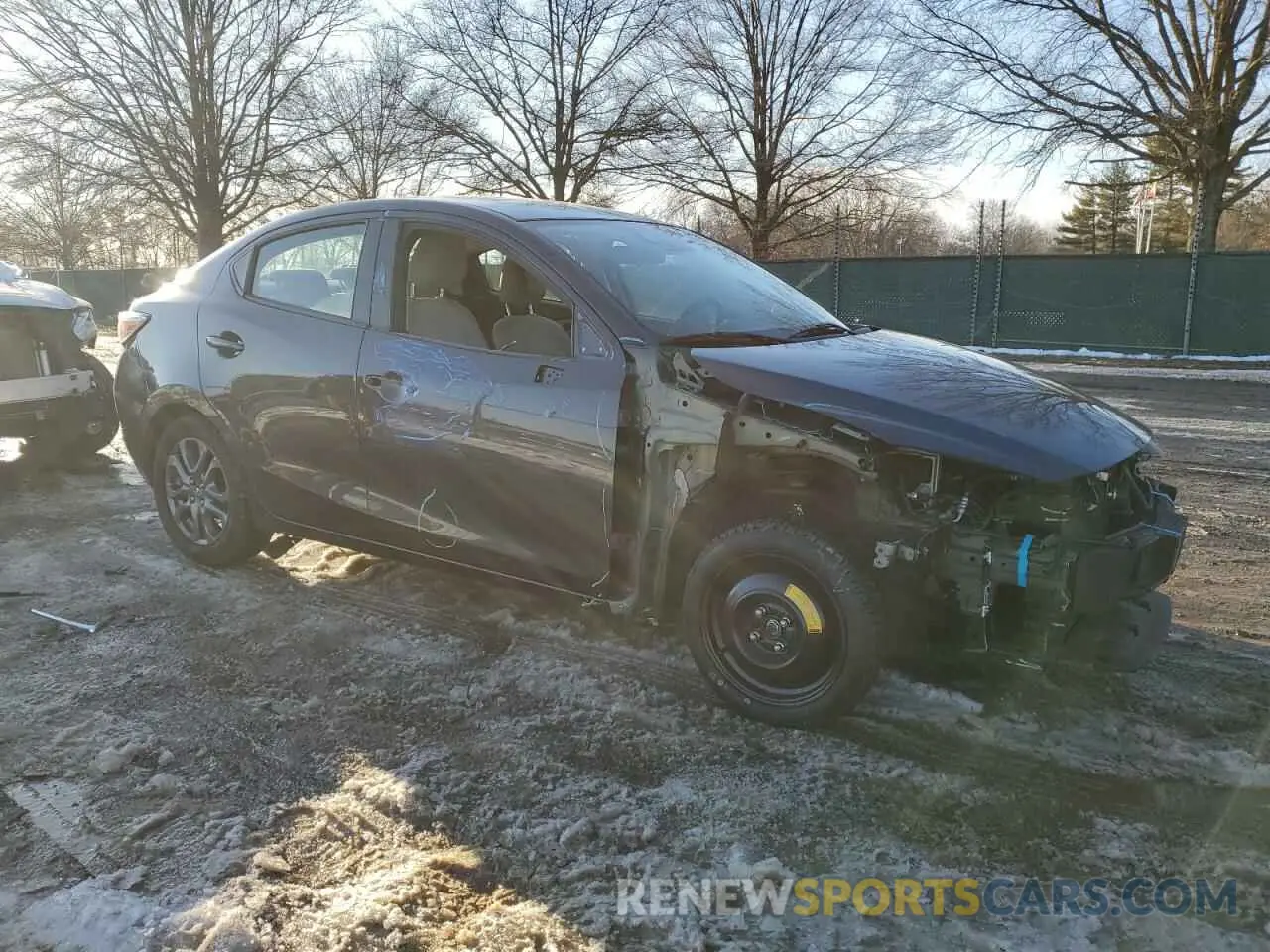 4 Photograph of a damaged car 3MYDLBYV8KY522597 TOYOTA YARIS 2019