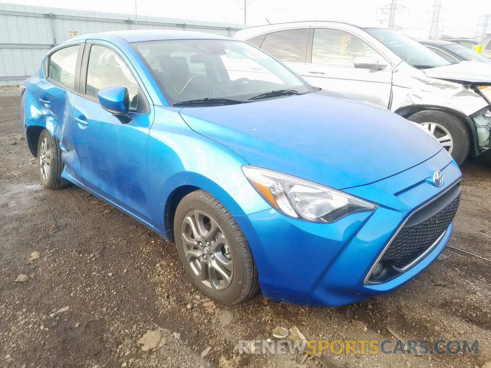 1 Photograph of a damaged car 3MYDLBYV8KY522888 TOYOTA YARIS 2019