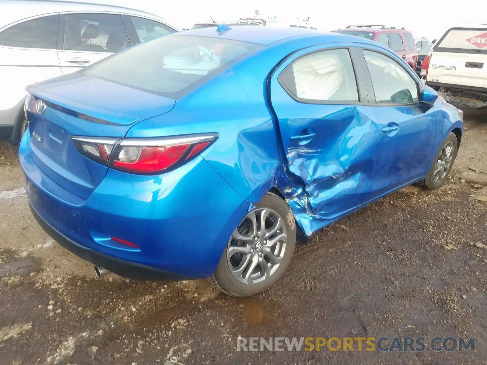 4 Photograph of a damaged car 3MYDLBYV8KY522888 TOYOTA YARIS 2019