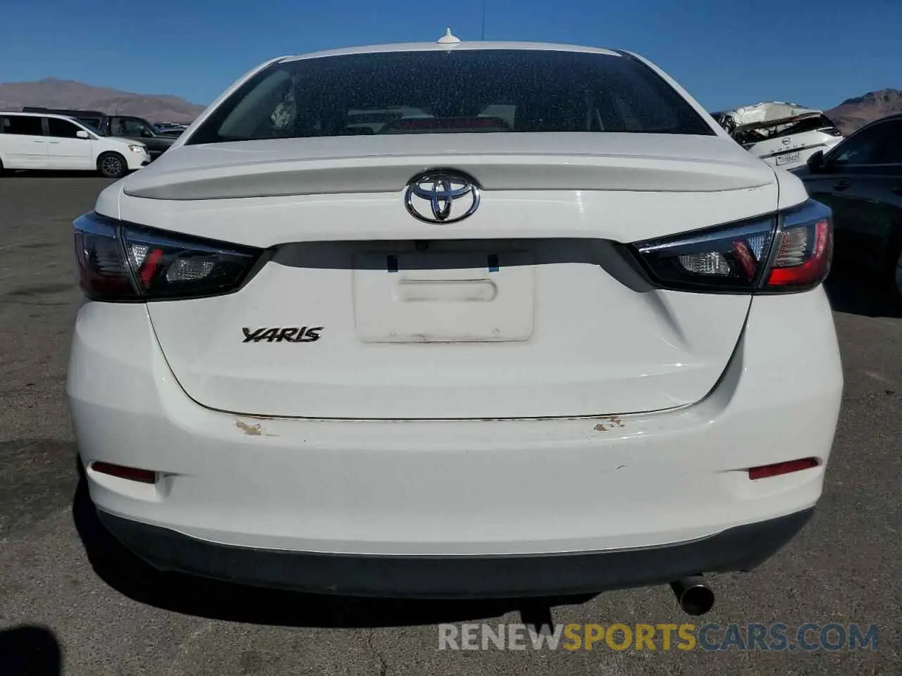 6 Photograph of a damaged car 3MYDLBYV8KY526794 TOYOTA YARIS 2019