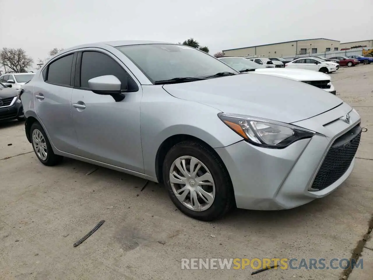 4 Фотография поврежденного автомобиля 3MYDLBYV9KY509244 TOYOTA YARIS 2019
