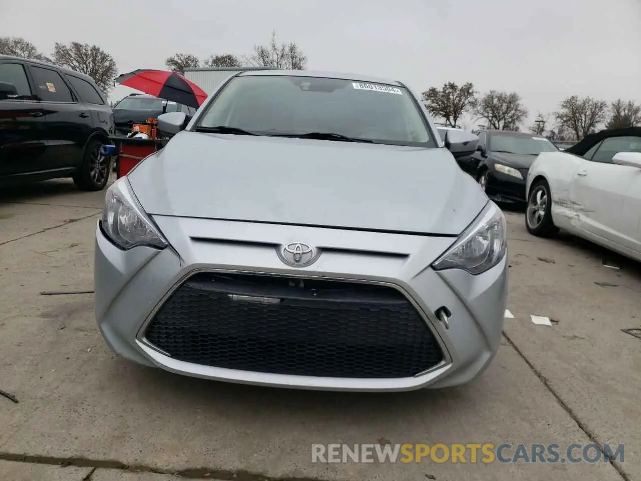 5 Фотография поврежденного автомобиля 3MYDLBYV9KY509244 TOYOTA YARIS 2019