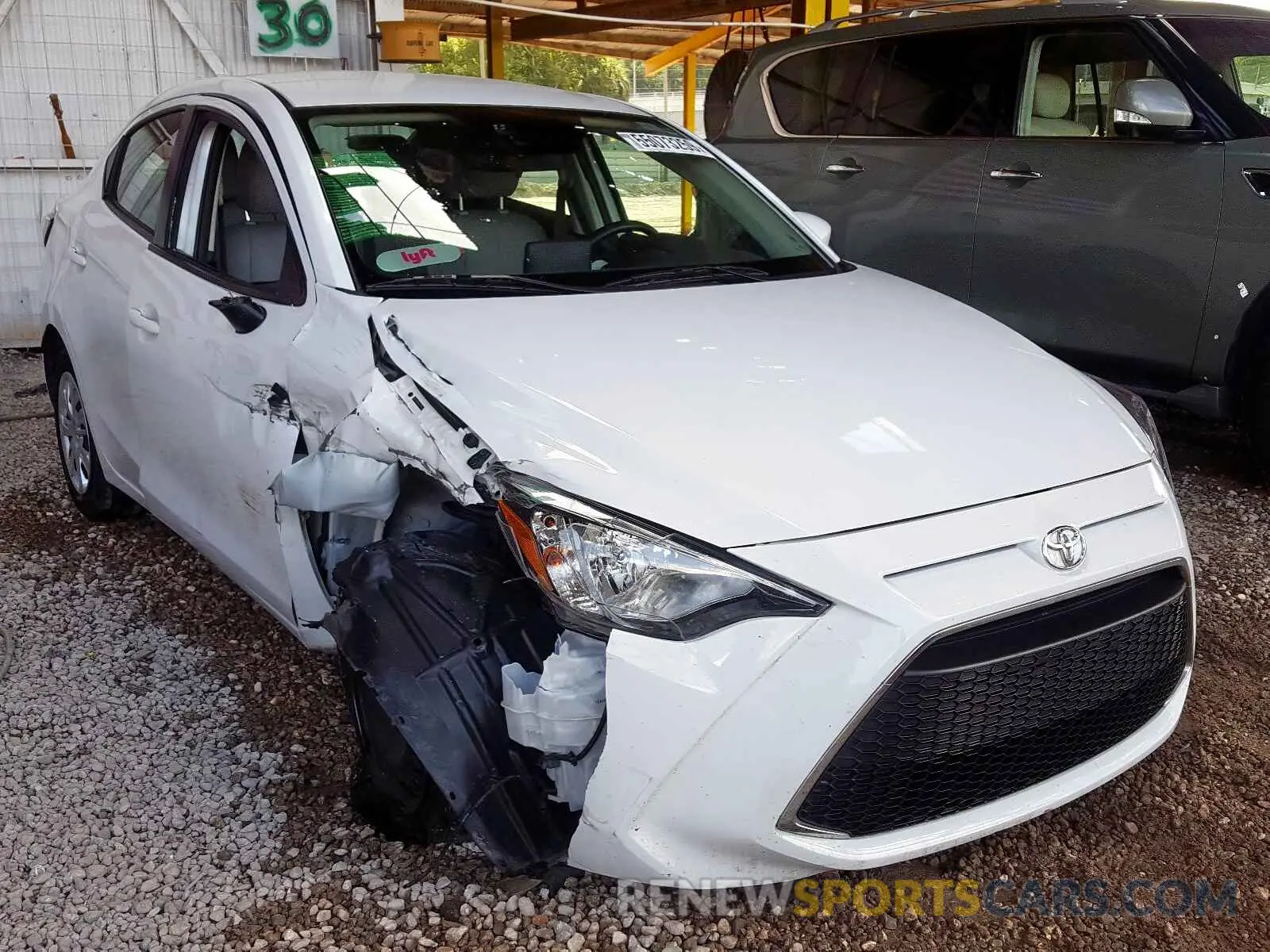 2 Photograph of a damaged car 3MYDLBYV9KY511415 TOYOTA YARIS 2019