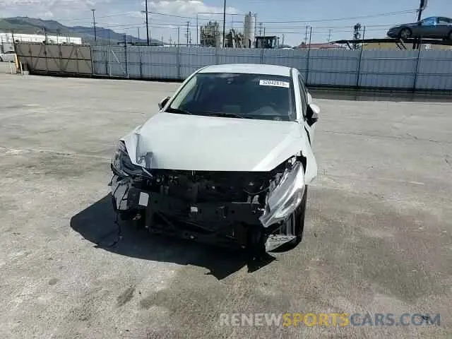 10 Photograph of a damaged car 3MYDLBYV9KY512340 TOYOTA YARIS 2019