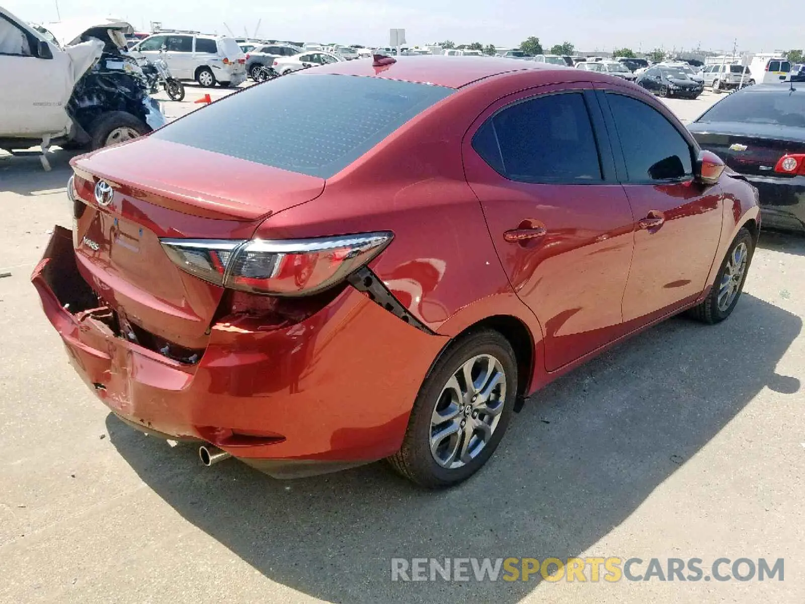 4 Photograph of a damaged car 3MYDLBYV9KY519210 TOYOTA YARIS 2019