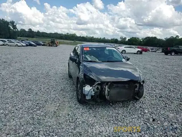 13 Фотография поврежденного автомобиля 3MYDLBYV9KY520180 TOYOTA YARIS 2019