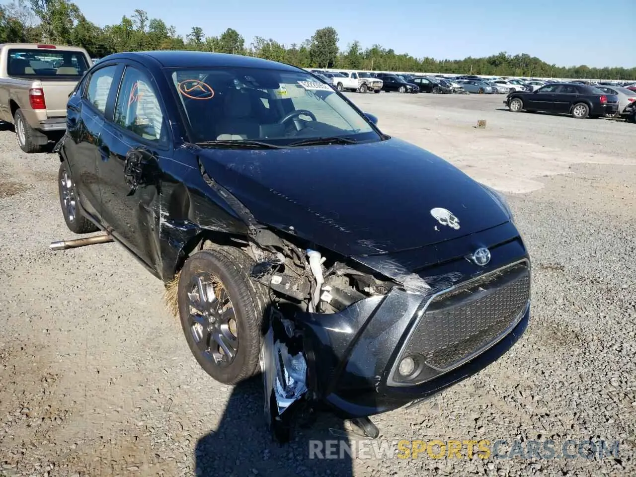 1 Фотография поврежденного автомобиля 3MYDLBYV9KY523094 TOYOTA YARIS 2019